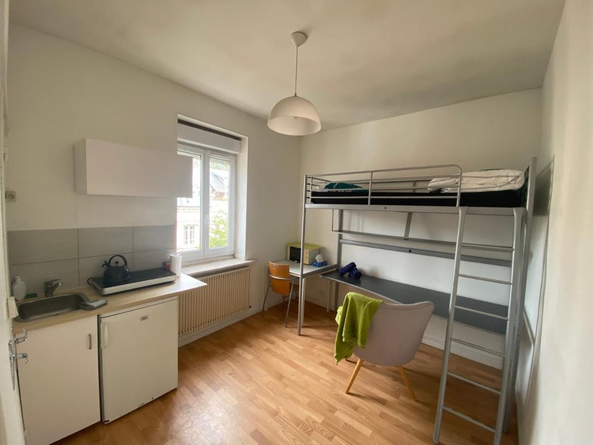 Petit Studio Calme Et Agreable Proche Gare Appartement Rouen Buitenkant foto